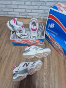 Lançamento New Balance 9060 - Linha Premium / Feminino