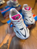PROMOCIONAL New Balance 9060 - Linha Premium / Feminino