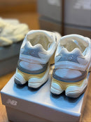 OPORTUNIDADE New Balance 9060 Prime Em Couro - Linha Premium / Unissex