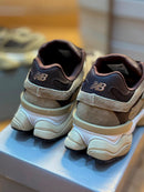 New Balance 9060 Prime Em Couro - Linha Premium / Feminino