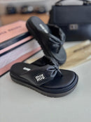 Sandália MiuMiu Urbani - Linha Premium / Feminino