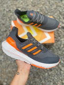 Adidas Ultraboost - Primeira Linha / Masculino