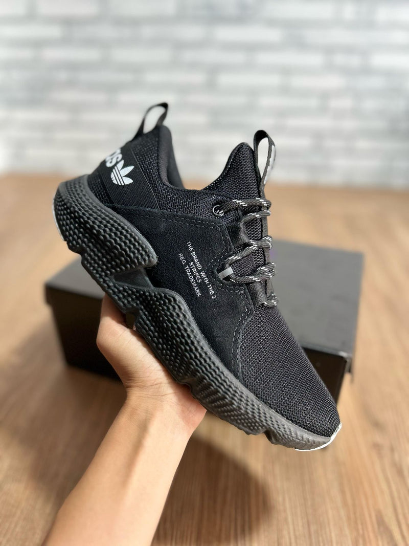Tênis Adidas Off White Unisex