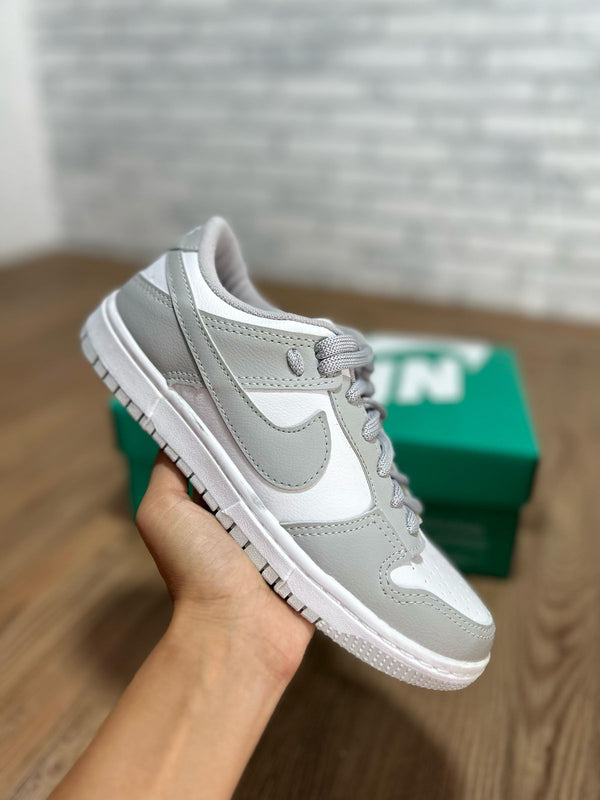 Tênis Nike Dunk Low - Premium