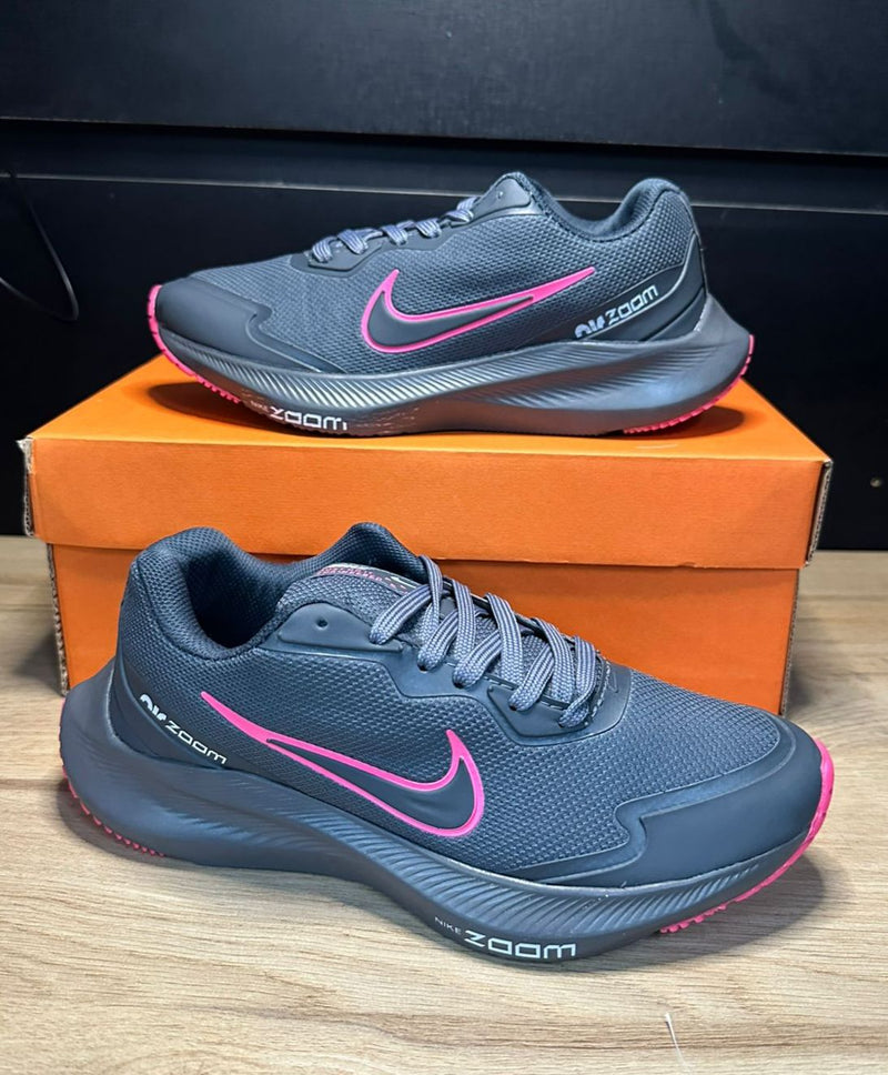 Tênis Nike Zoom 04 - Masculino & Feminino