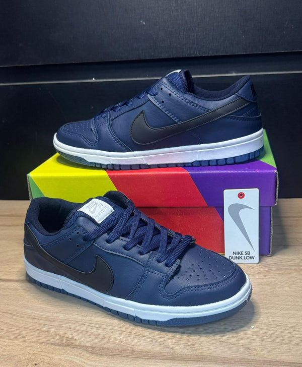 Tênis Nike Dunk Low - Primeira Linha