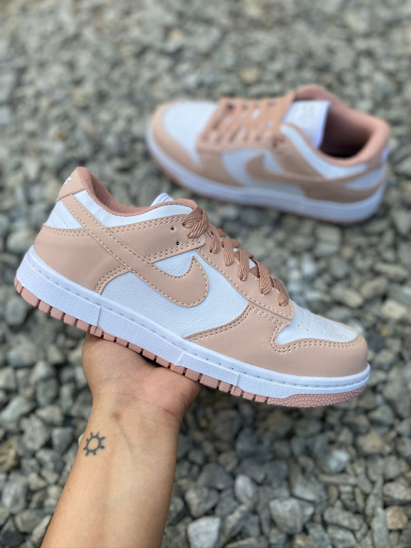 Tênis Nike Dunk Low Feminino