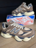 Tênis New Balance 9060 Feminino