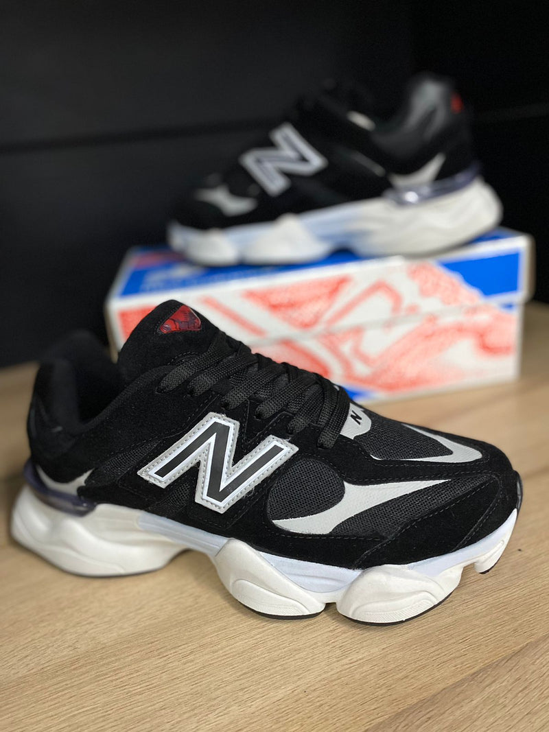 Tênis New Balance 9060 Feminino