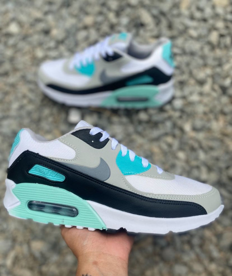 Tênis Nike Air Max 90 Feminino