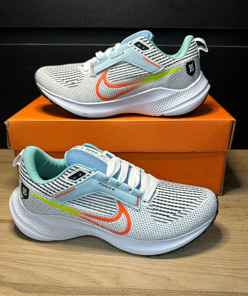 Tênis Nike Pegasus 40 - Masculino & Feminino