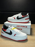 Tênis Nike Air Force 01 Lacre