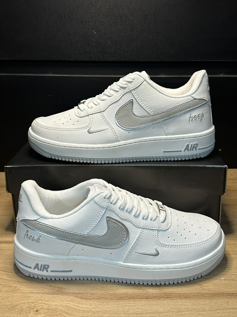 Tênis Nike AF1 Heep - Masculino & Feminino