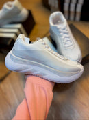 Adidas Hyperboost Edge - Primeira Linha / Feminino