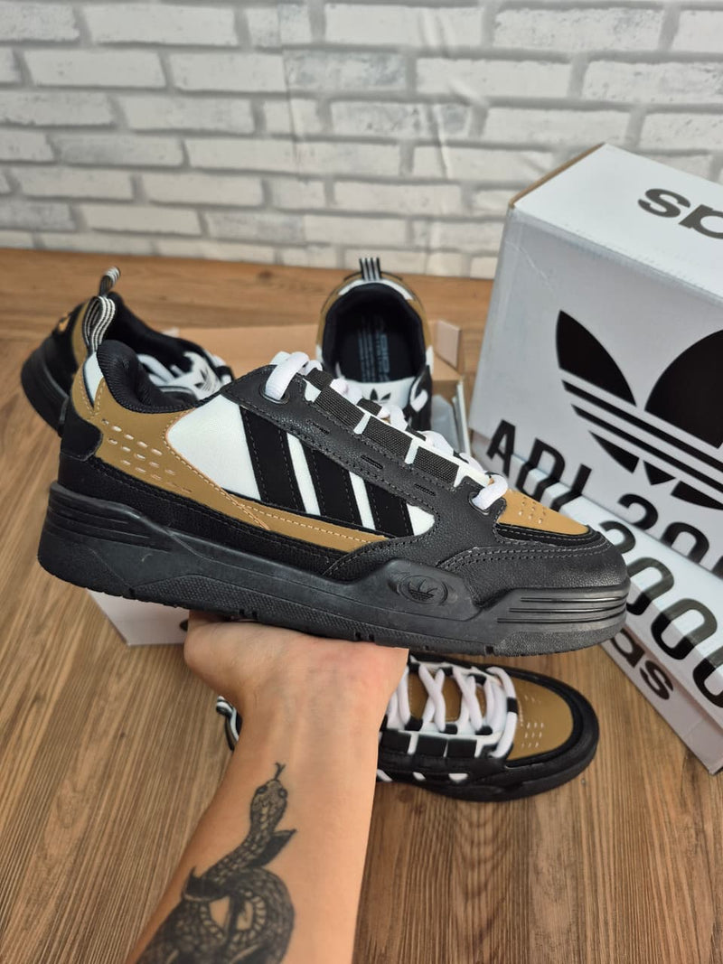 Lançamento Adidas 2000 / Masculino