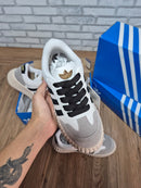 Adidas Cloud Tratorado - Linha Premium / Feminino