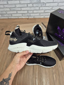 Adidas OFF WHITE - Primeira Linha / Unissex