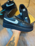 Nike Air Force 1 ´07 Em Couro - Linha Premium / Unissex