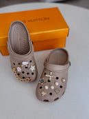 Sandália Crocs Babuche E.V.A - Primeira Linha / Feminino