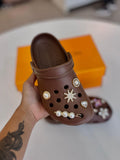 Sandália Crocs Babuche E.V.A - Primeira Linha / Feminino