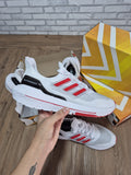 Adidas Ultraboost / Masculino - Primeira Linha