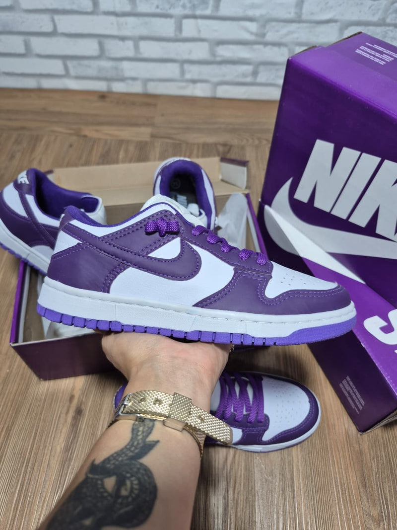 Nike Dunk Low / Segunda Linha - Feminino
