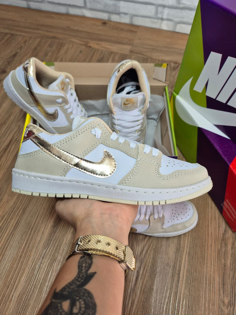 Nike Dunk Low / Segunda Linha - Feminino
