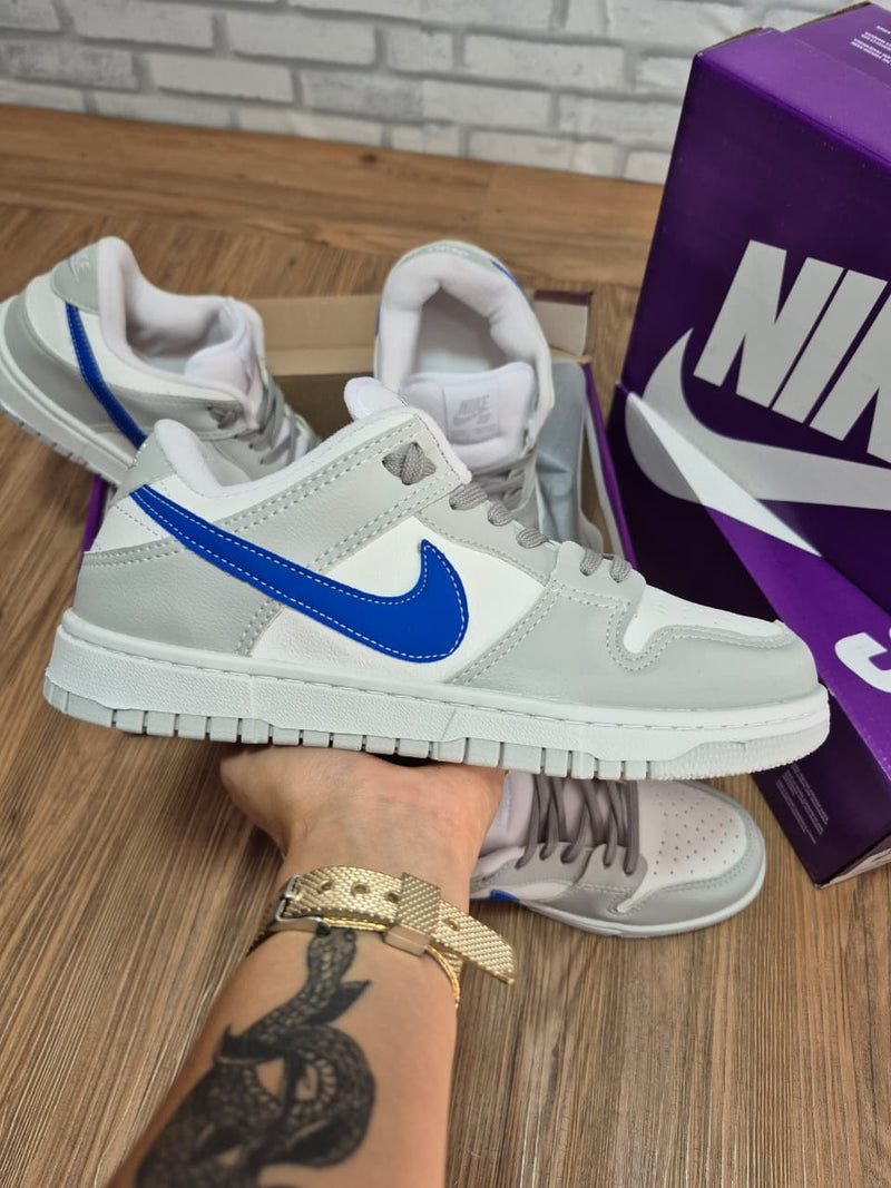 Nike Dunk Low / Segunda Linha - Feminino