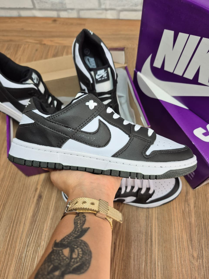 Nike Dunk Low / Segunda Linha - Masculino