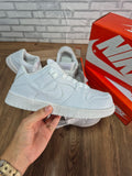 Nike Dunk Low - Segunda Linha / Feminino