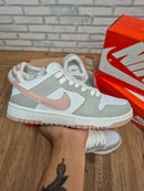 Nike Dunk Low - Segunda Linha / Feminino