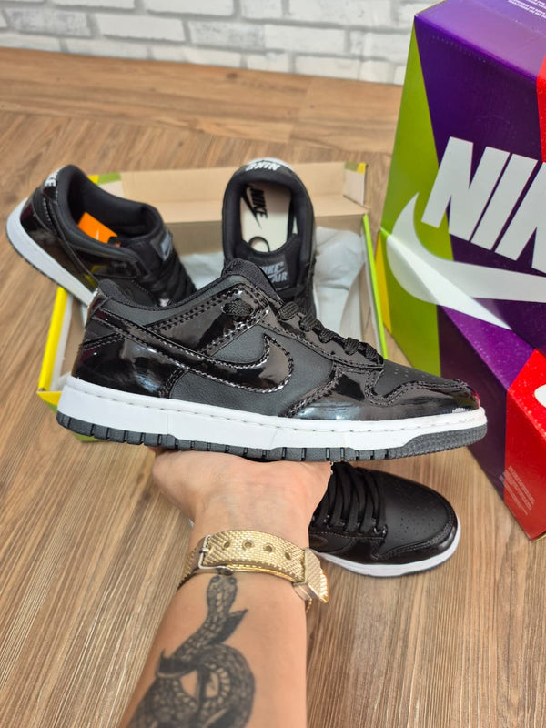 Nike Dunk Low / Segunda Linha - Masculino