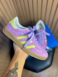 PROMOCIONAL Adidas Gazelle Couro - Linha Premium / Feminino
