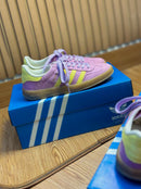 PROMOCIONAL Adidas Gazelle Couro - Linha Premium / Feminino