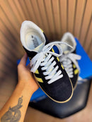 PROMOCIONAL Adidas Gazelle Couro - Linha Premium / Feminino