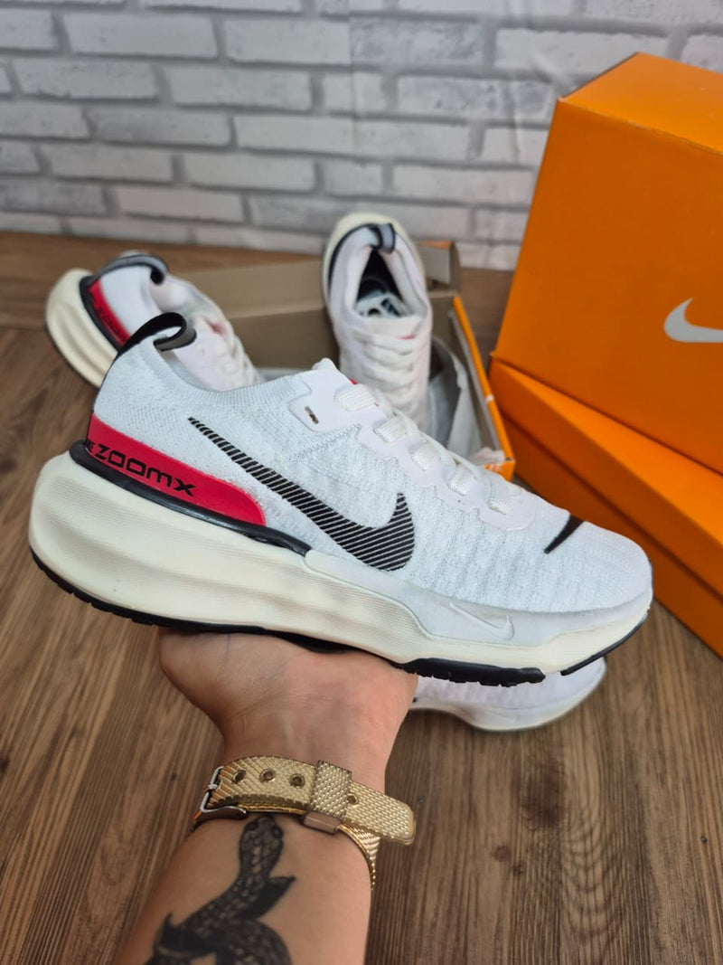 Nike Zoom X Invincible Run 3 - Linha Premium