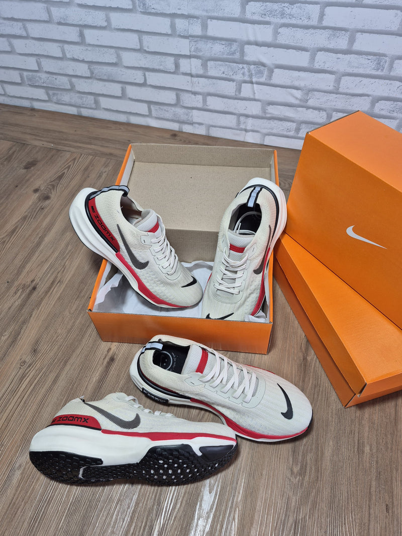 Nike Zoom X Invincible Run 3 - Linha Premium / Unissex