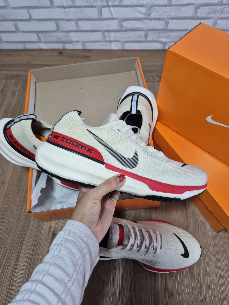 Nike Zoom X Invincible Run 3 - Linha Premium / Unissex