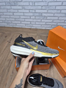 Nike Zoom X Invincible Run 3 - Linha Premium / Unissex