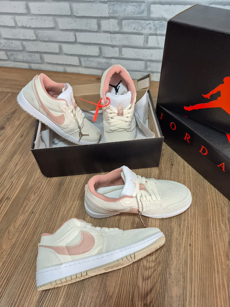 Nike Air Jordan Low SE / Feminino