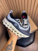 PROMOCIONAL Tênis Loewe x ON CLOUDtilt Collection