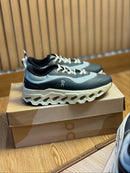 PROMOCIONAL Tênis Loewe x ON CLOUDtilt Collection