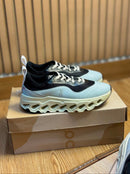PROMOCIONAL Tênis Loewe x ON CLOUDtilt Collection