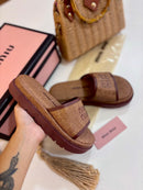 Papete MiuMiu Bordada - Linha Premium / Feminino