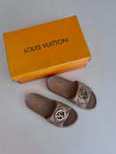 Slide Louis Vuitton Fivela E.V.A - Primeira Linha / Feminino