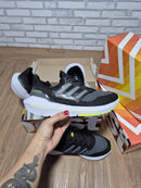 Adidas Ultraboost - Primeira Linha / Masculino